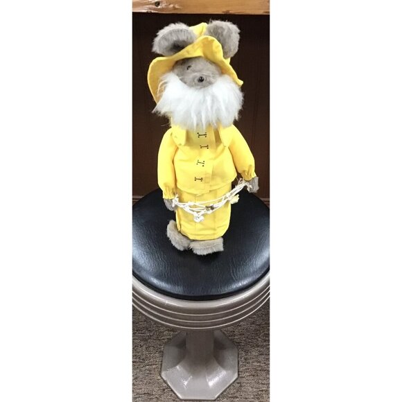 Vintage Fisherman Mouse In A Wet Suit Door Stop - Picture 1 of 4